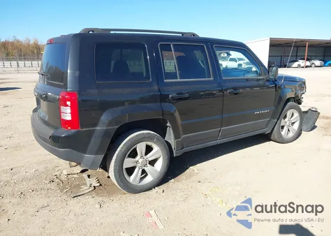 2015 Jeep Patriot Latitude z USA, uszkodzony, nr VIN 1C4NJRFBXFD412895